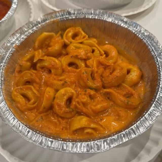 Kid Tortellini Alla Panna.